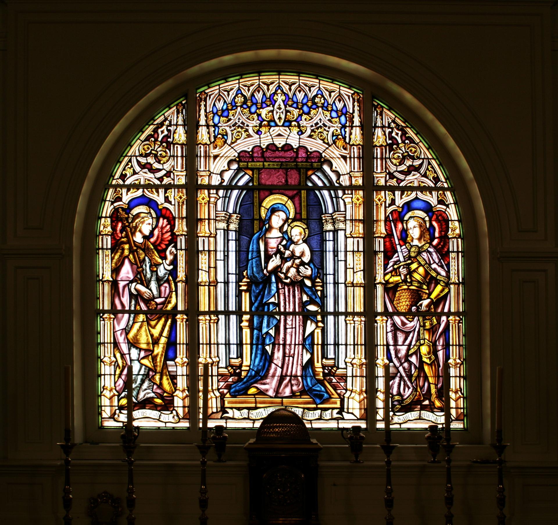 Vidriera de Santa María