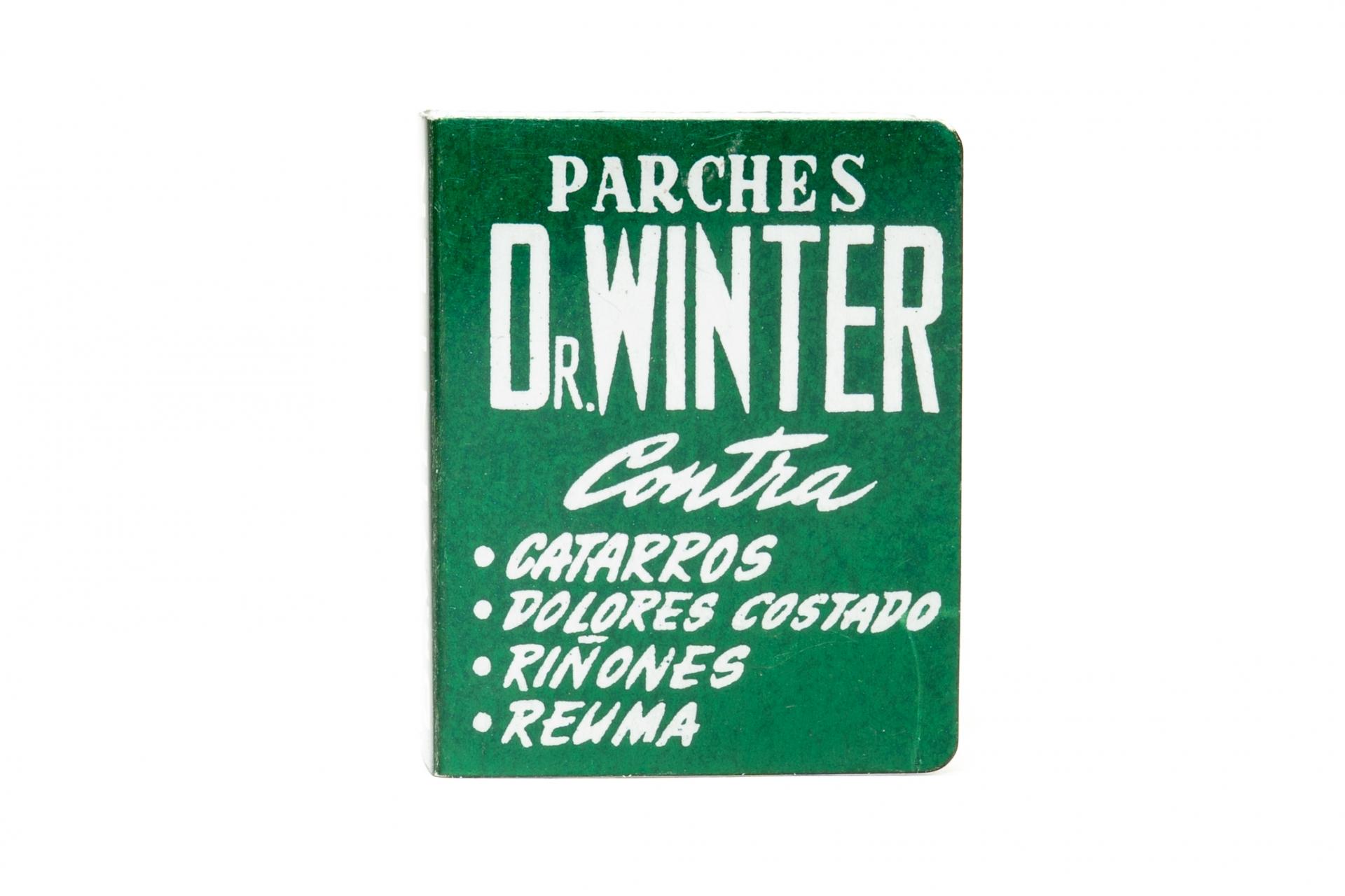 Publicidad en forma de caja de cerillas de los parches porosos del
Dr. Winter.
